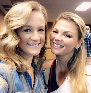 Meet your Posher, Roxana